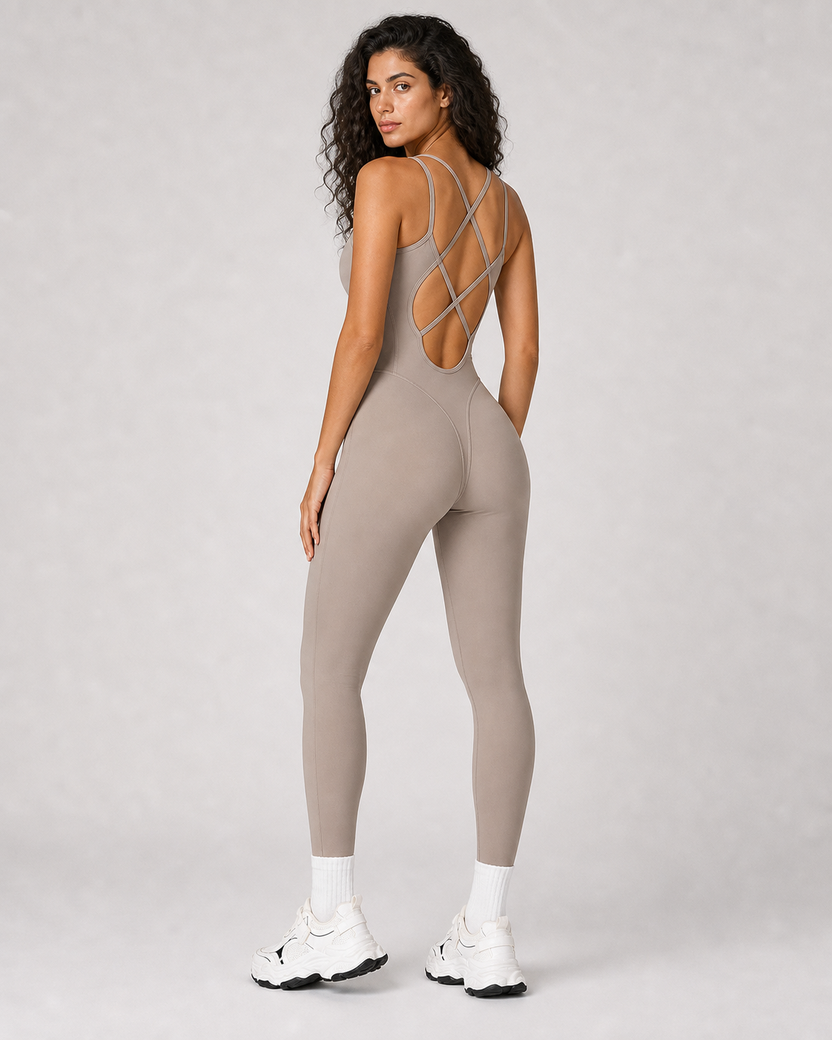 Oryelle Form Suit